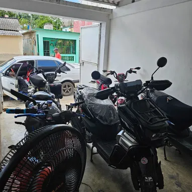 Se vende en la Lisa.. - 2/5