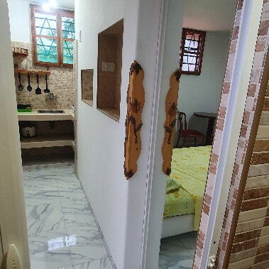 Pequeño Apartamento independiente 7ma ave Miramar Playa - Img 117935807