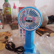 Ventiladores de mano recargables de Stitch - Img 56313897