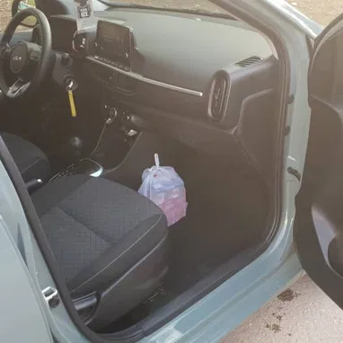 Vendo o negocio kia picanto del 2024 pintura de fábrica - Img 112033564