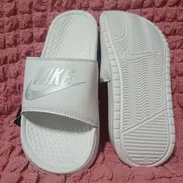 Chancletas Nike - Img 57310309