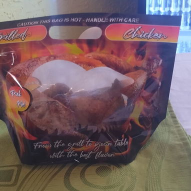 Pollo rostizado todos los días en calle L entre 11 y calzada vedado. Número para contactar 55519024 y 53214628 - Img 121249851