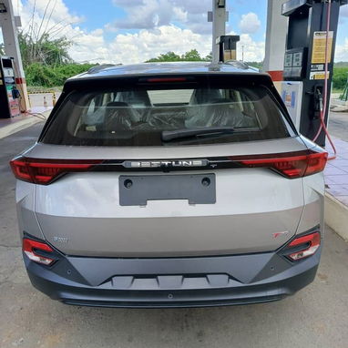 Vendo o negocio VTune 77, 2025 con 500 km solamente - Img 111769409