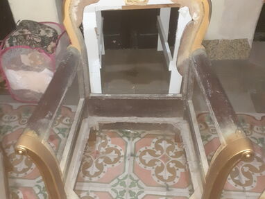 🚨GANGA🚨 Vendo muebles Estilo Luis XV ya restaurados, aun sin tapizar, cero detalle - Img 63787001