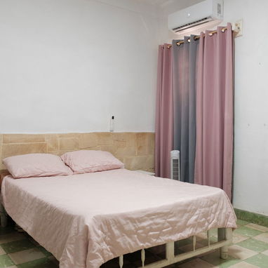 Se vende planta baja de una casa biplanta ubicada en el Náutico a pocos metros del mar. - 10/10