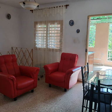 Venta de Casa independiente Playa Ampliacion de Almendares 5/4 80mil 53582376 - Img 124551365