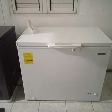 Venta de Neveras de 11.5 y 12.5 Marcas Royal y Milexus - 2/5