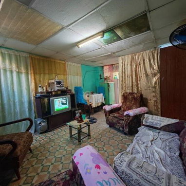 Habana Vieja-Gloria y Factoría:CUARTO Grande Vacío En Edificio En Buen Estado,Con Barbacoa"Buena Altura",SemiInterior Co - Img 124064917