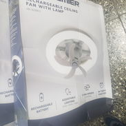 Lampara ventilador de techo recargable interesados escribir al WhatsApp 63727801 - Img 55734299