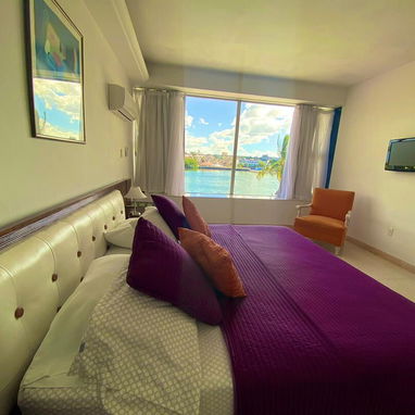 ✨🌸Casa exclusiva y de lujo con piscina en el corazón de Playa, La Habana🇨🇺 - Img 106706400