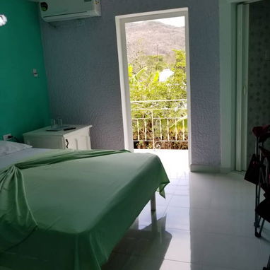 📱 Casa en Viñales: Vistas a montañas, jardín y terraza - Ideal para 12 personas - Img 118025329