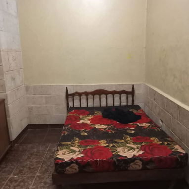 Vendo casa amplia en La Habana vieja🏡✨  ‼️💲Gran potencial para generar ingresos mediante el negocio de renta de habita - 5/10