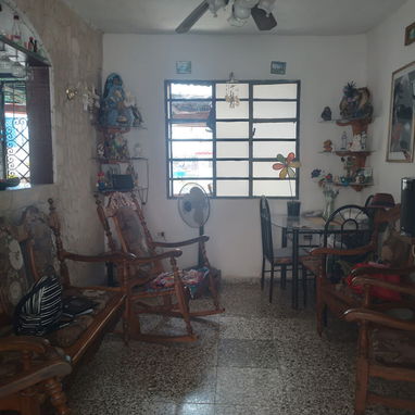 Casa en la Víbora - Img 120501760