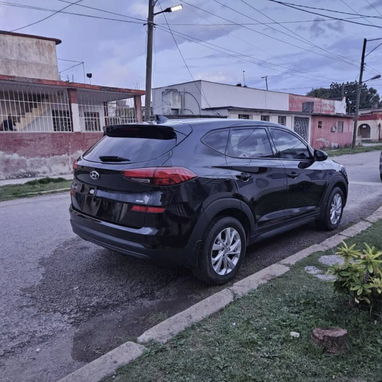 Hyundai Tucson - 5/10