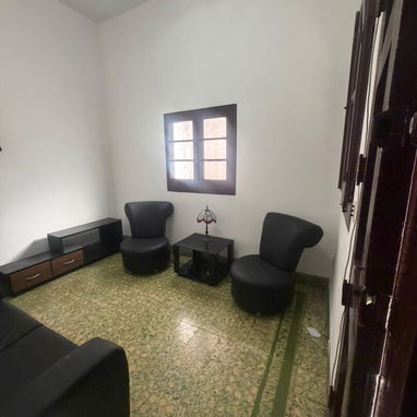 Vendo casa con negocio en 10 de octubre cerca de el parque Mónaco - Img 125618807