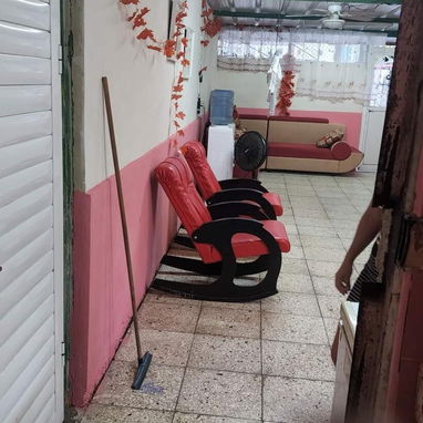 🏡 AMPLIA CASA INDEPENDIENTE EN VENTA – $60,000  Excelente oportunidad de inversión y vivienda. Propiedad completamente - Img 122970564