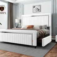 Cama Queen con bordes plateados y luces led - Img 57992418