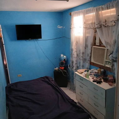 Ganga Penthouse en el vedado 2/4 y medio en 30 mil cerca de 23 y 12 - Img 126009216