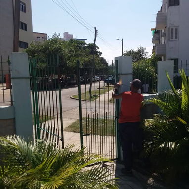 Herrero trabajos con catálogos - Img 120154928