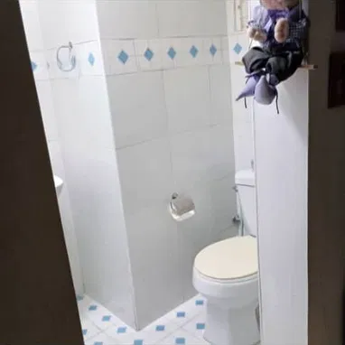 Se vende casa( ALTOS)de 4/4 en La Lisa Reparto Versalles - Img 115657602