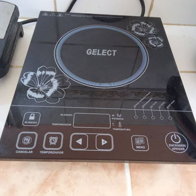Se venden artículos diversos a muy bajos precios (electrodomésticos, muebles y teléfono móvil) - Img 125765858