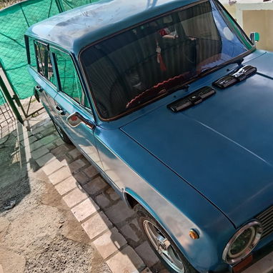 Vendo en 8500 USD o cambio para recoger dinero, escucho propuestas de otro carro o moto si es 4 tiempo mejor - Img 124638790