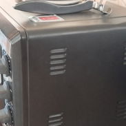Horno freidora eléctrica de uso de 25/30 lt con plato superior,marca Sankey,funciona todo bien, tiene parrilla y bandeja - Img 56654579