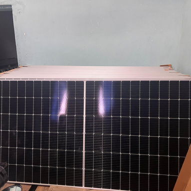 Panel Solar Bifacial 540W Certificados y Nuevos - 2/3
