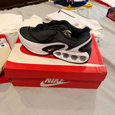 Tenis Nike Originales en caja interesados llamar al 58243541 o escribir al whatsaap - Img 123109216