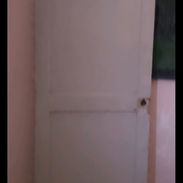 se vende puerta de cedro 80 cmm de ancho y 200 de altura - Img 55940633