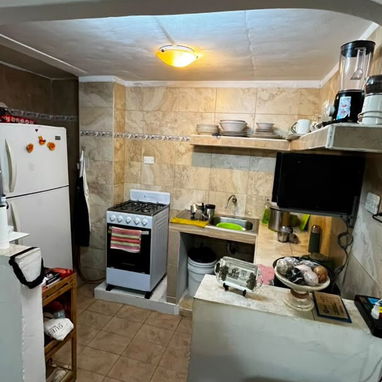 APARTMAENTO INTERIOR EN EL VEDADO – Plaza de la Revolución - 4/10