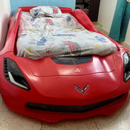 Cama en forma de coche y su organizador - Img 56082646