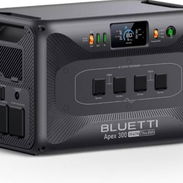 BLUETTI Apex 300 Características principales: - Capacidad de batería: 2764.8 Wh - Img 56876789