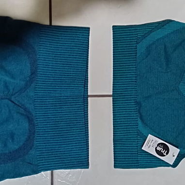 Se venden estos juegos de licra - Img 121446477