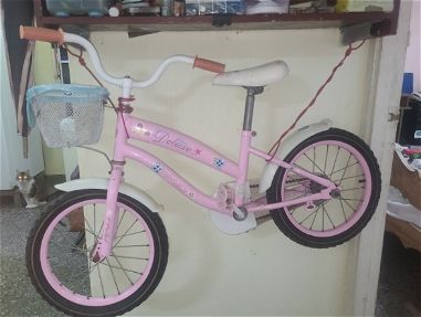 Se vende bicicleta para niña. - Img main-image