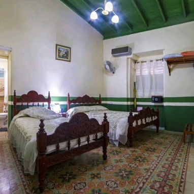 🏡 HOSTAL “MIMI” | ALOJAMIENTO COLONIAL EN EL CORAZÓN DE TRINIDAD - 4/10
