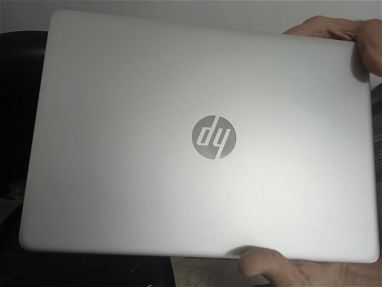 Laptop HP 14" DQ 0519LA incluye mochila y factura de compra - Img 66557681