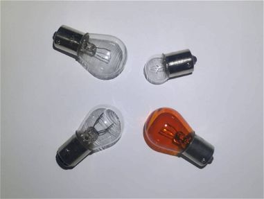 Bombillos de 12V de 1 y 2 filamentos, nuevos - Img main-image