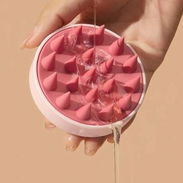 Accesorios capilares: tubo rizador, toalla de microfibra, cepillos, funda, scrunchie y gorro de satin - Img 55803266