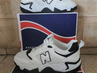 Zapatos NIKE----NEW BALANCE - Img 67685048