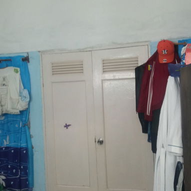 Vendo Casa independiente en Lawton 10 de Octubre,placa libre,garaje,patio y papeles en regla. Me ajusto en el precio. - 8/10