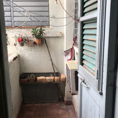 Renta apartamento por Mercado 4 camino 150usd mensual 53582376 - 8/10
