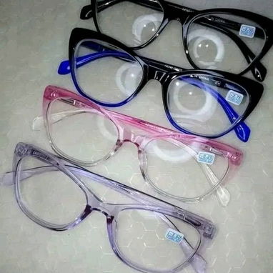 Espejuelos graduado con aumento y lentes de contacto - 5/5