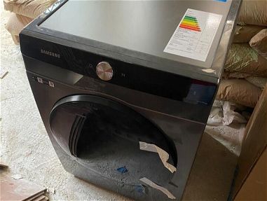 Lavadora secadora al vapor marca milexus de 10 kg nueva en caja - Img main-image-45729515