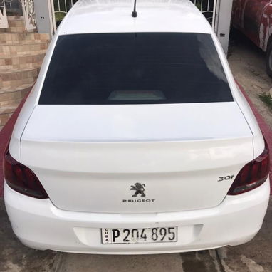 Peugeot 301 - 3/3