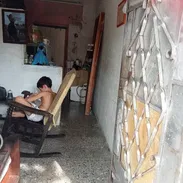 Vendo casita en el reparto Marti pegado al Casino - Img 57415363