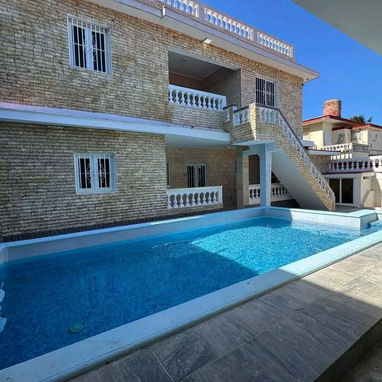 Decoraciones en piscinas - Img 118771704