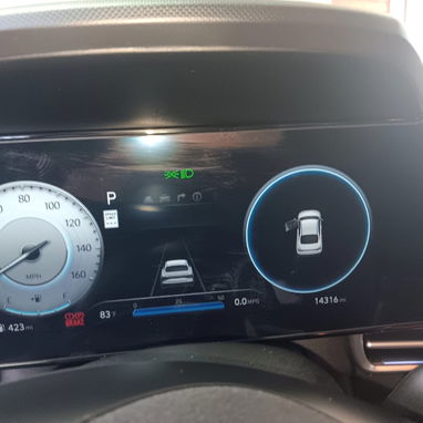 Vendo o negocio, Hyundai elantra, 2025 con 14,000 km - Img 123856497