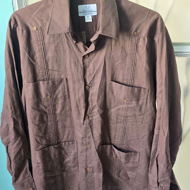 Tengo Guayaberas originales en buen precio - Img 126645746