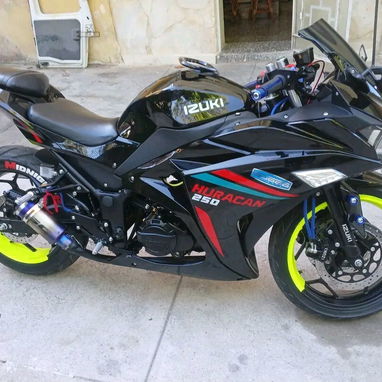 Isuki 250 cc - 2/4